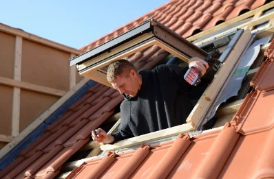 Pose de fenêtres de toit Velux à Arboucave